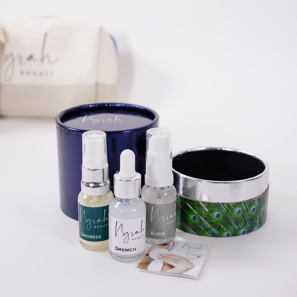 HAT BOX MINI: *NEW* MINI Skin First Hyaluronic Hydration