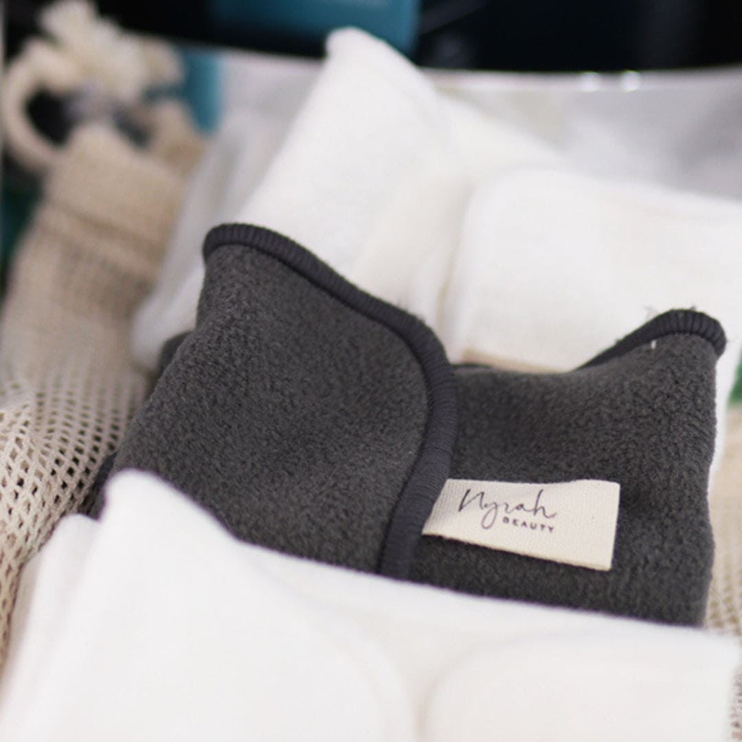 CLEANSE: Pack of 3 100% Bamboo Face Cloths Re-useable close up